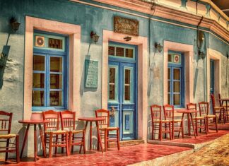 Czym zastąpić drzwi od szafy?