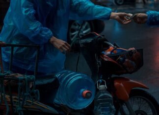 Czy kurier z Ikei dzwoni przed przyjazdem? Czy kurier z Ikei dzwoni przed przyjazdem?