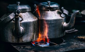 Gdzie postawić czajnik elektryczny w kuchni?