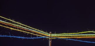 Jak podłączyć kable do kostki radia samochodowego?