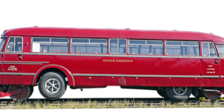 Ile litrów ma zbiornik paliwa Opel Vivaro?