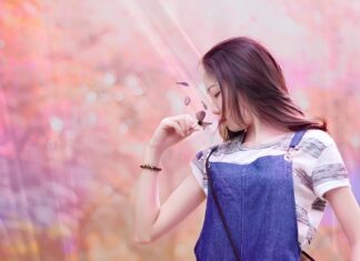 Dlaczego mam odwrócony obraz w kamerze cofania?