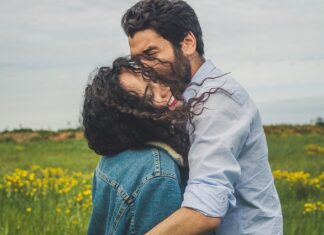 Jak śledzić czyjś samochód? Jak śledzić czyjś samochód?