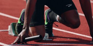 Jak podłączyć przekaźnik kamery cofania?